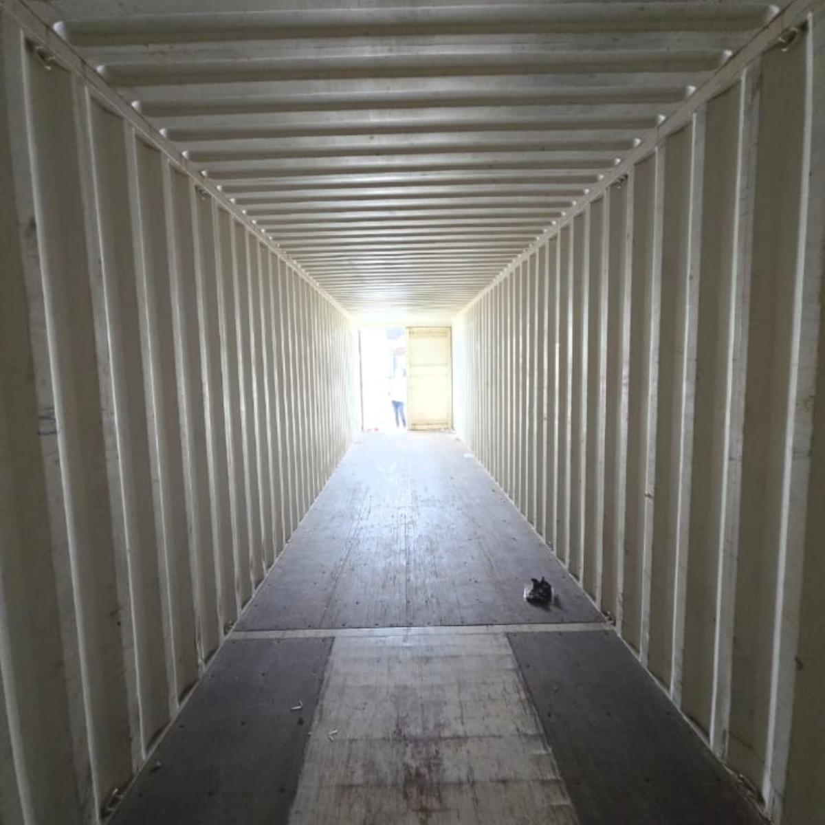 40HC Wind & Water Tight (WWT) Container – Beige