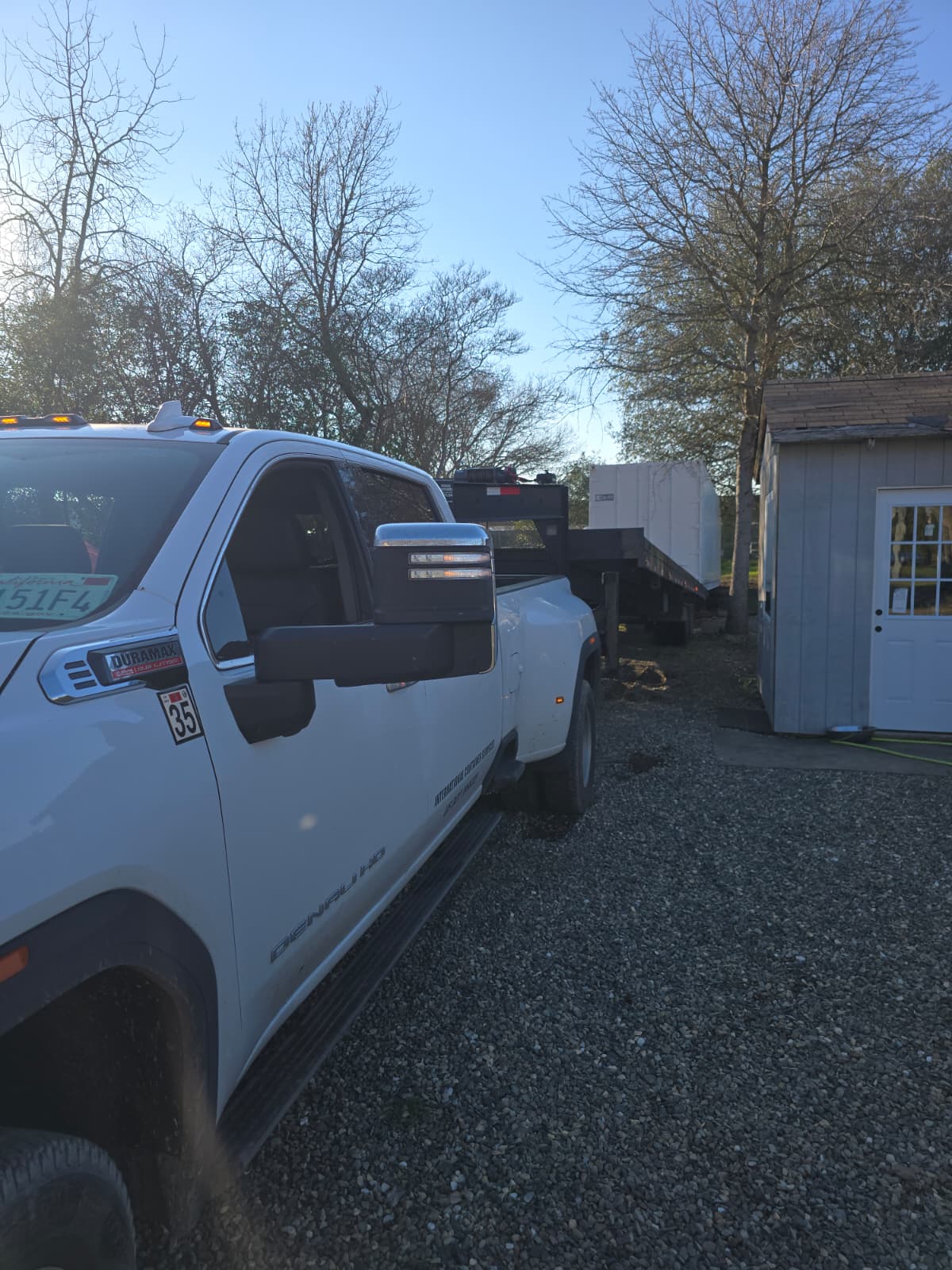 40HC Insulated Shipping Container – White Exterior