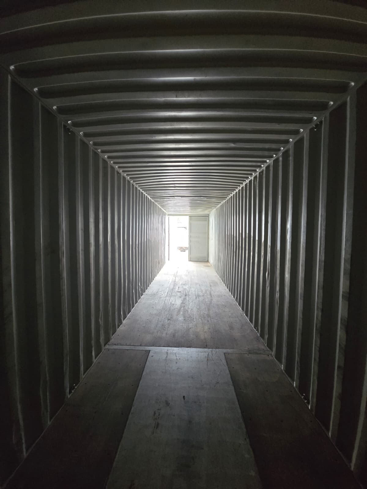 🚨 $1,500 SPECIAL — 40HC Wind &amp; Water Tight Containers 🚨