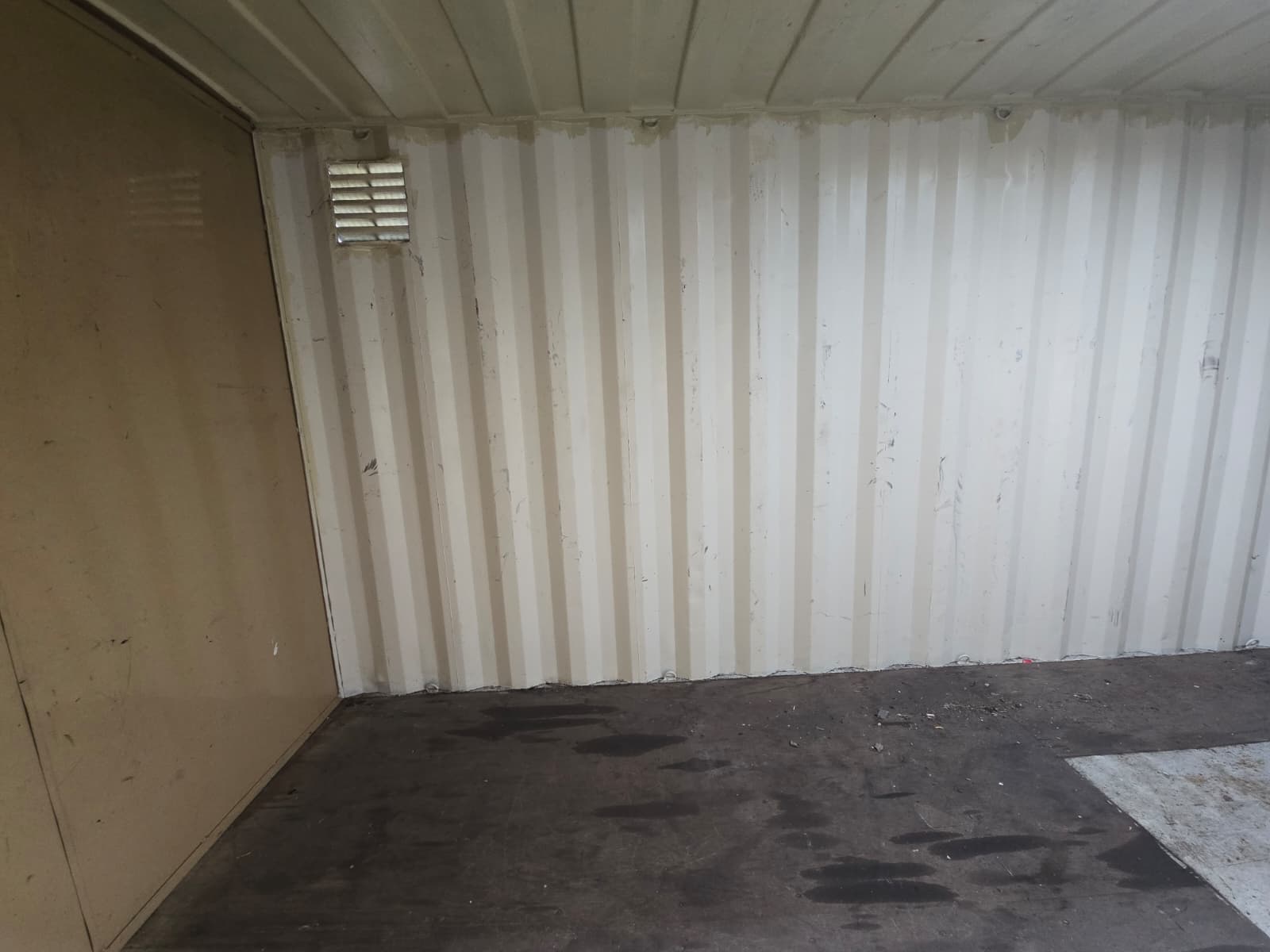 🚨 $3,000 — 40’ Mini Storage Container 🚨