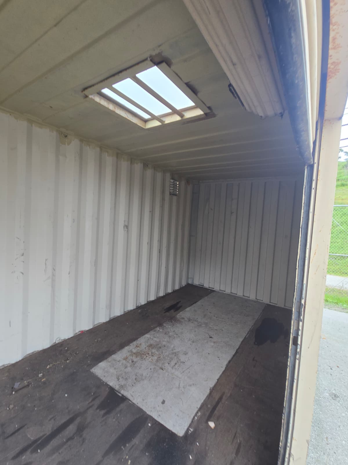 🚨 $1,500 Specials – 2 × 20’ Containers Ready for Your Project!