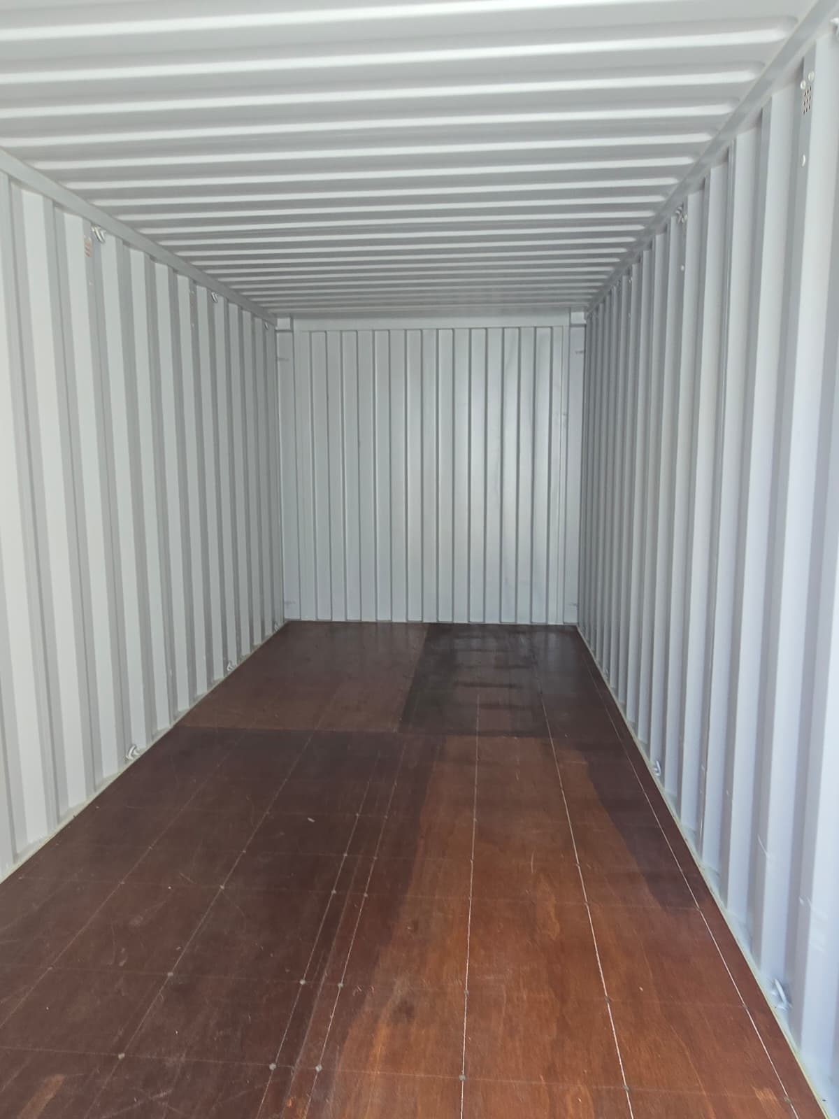 20' One-Trip Shipping Containers – On Sale!