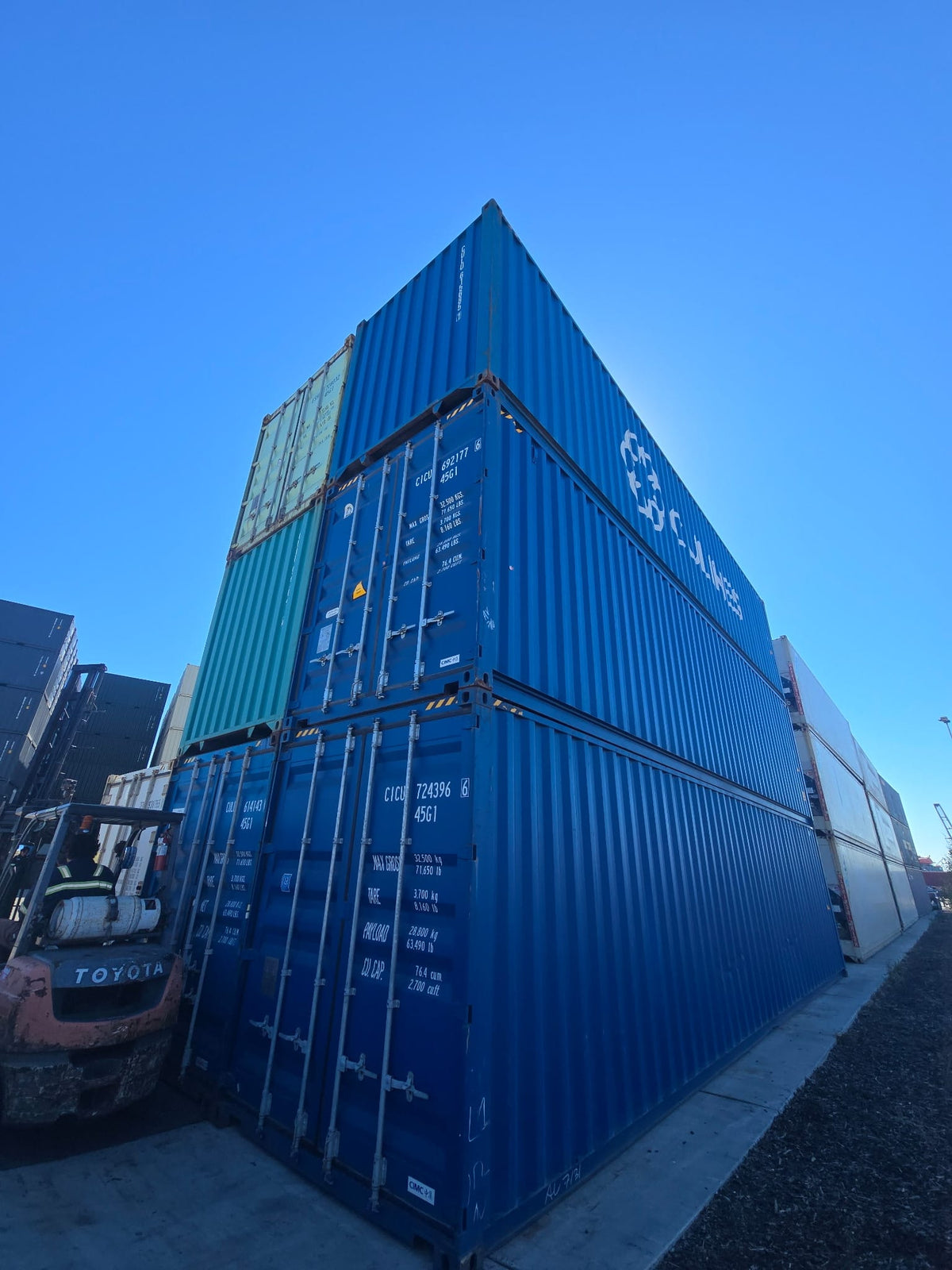 40' High Cube Shipping Container – 2 Years Old | $3,200  Special Price: $3,200 per container