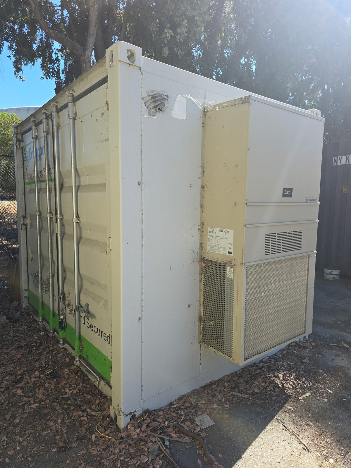 9'9" Insulated Container with Double Cargo Doors – Special Price $3,500