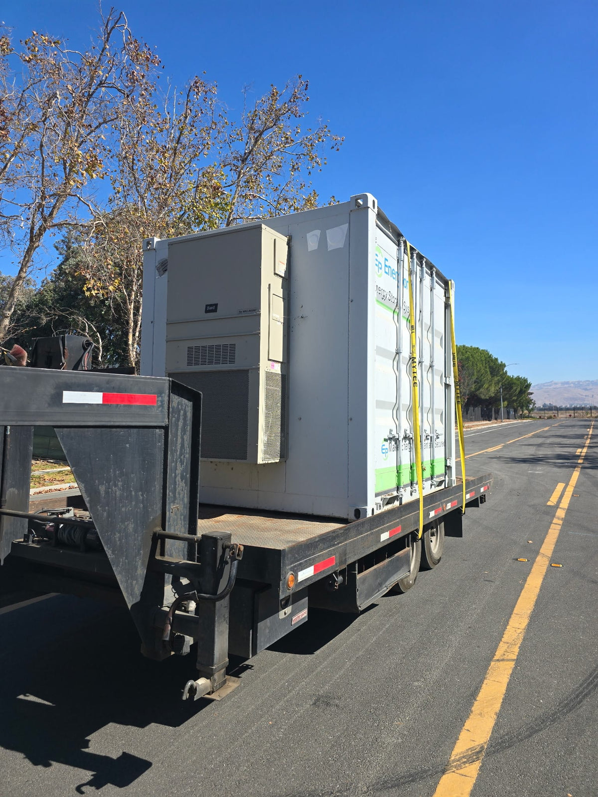 9'9" Insulated Container with Double Cargo Doors – Special Price $3,500